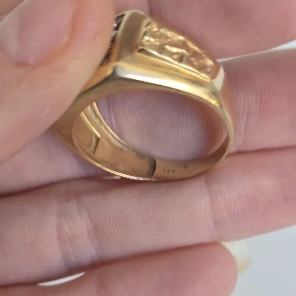 Mens solid 14k yellow gold Genuine diamonds cluster signet ring